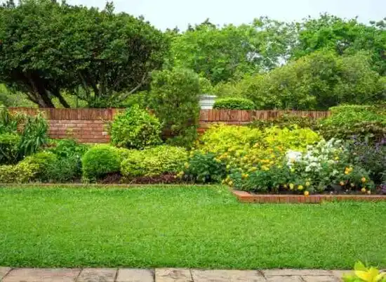 landscaping services South Huntington